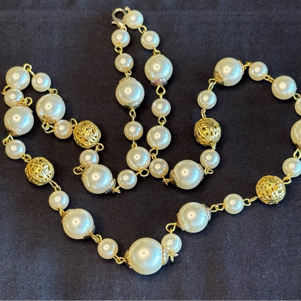 Vintage Faux Pearl & Gold Tone Filigree Bead Necklace 24”